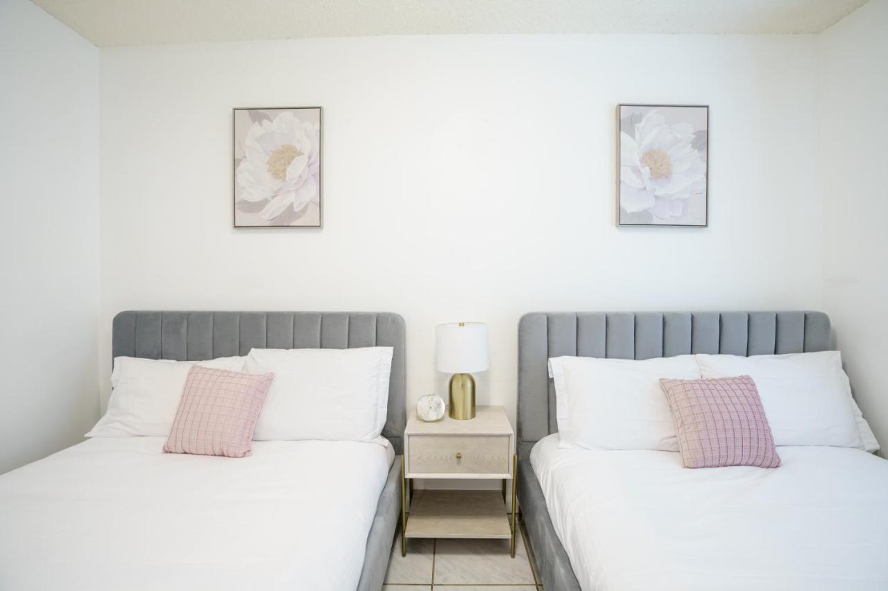 Modern 2 Bedroom In The Heart Of Wynwood Art District Miami Bagian luar foto