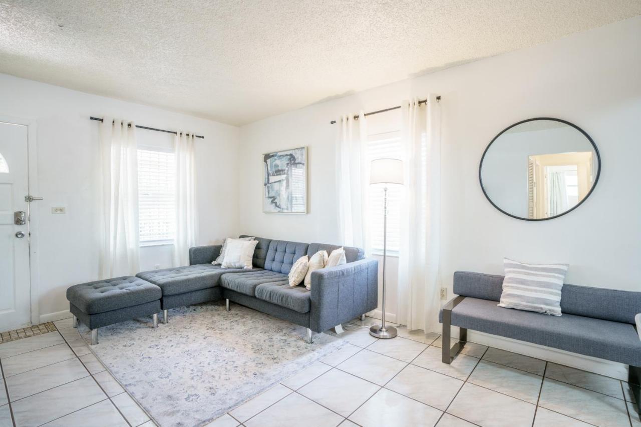 Modern 2 Bedroom In The Heart Of Wynwood Art District Miami Bagian luar foto